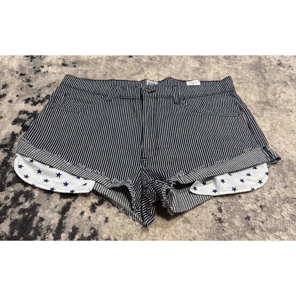 Kacey Lee Brand Blue White Pinstripe Jean Shorts Women Sz 16 - Picture 2 of 4